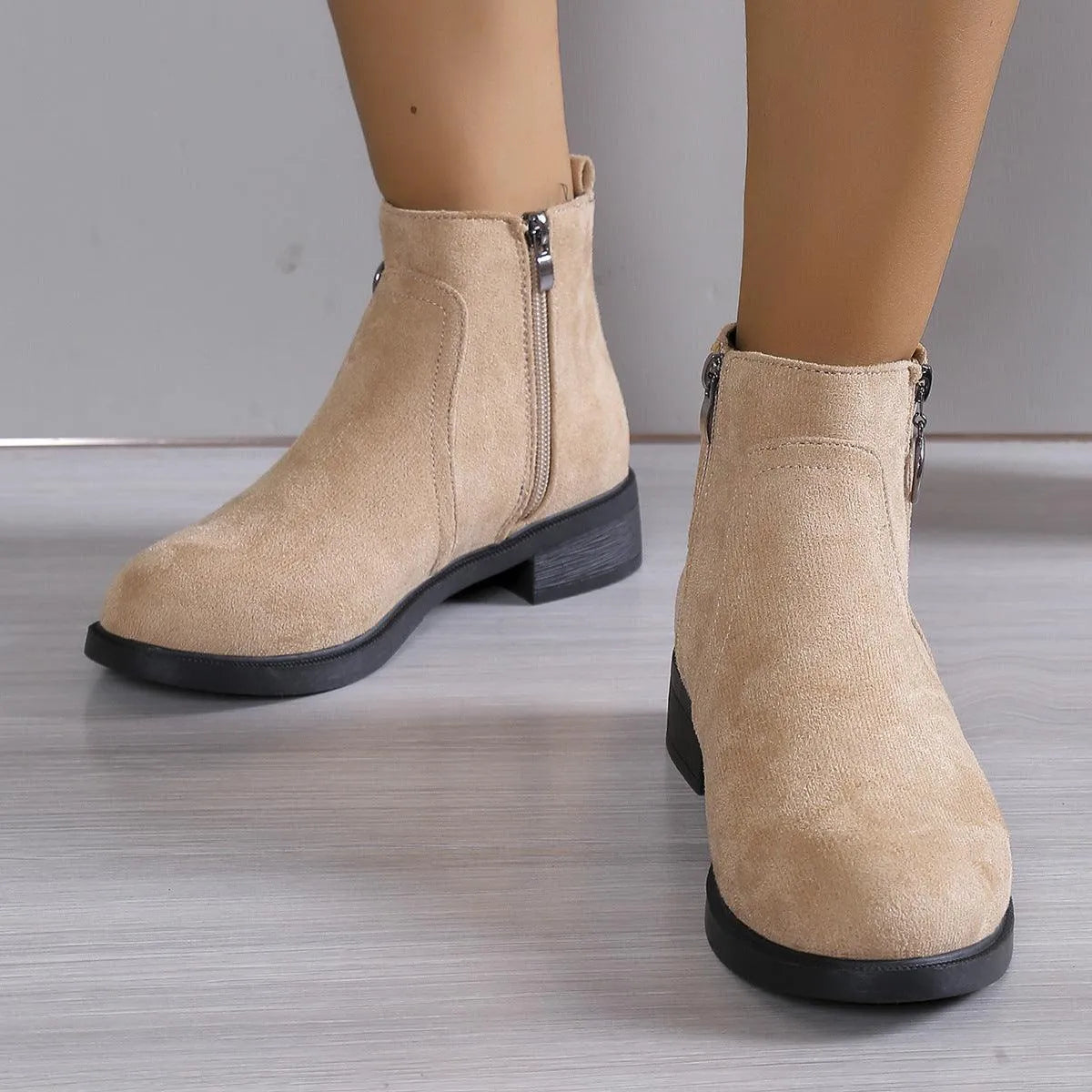 Homixa women's ankle boots with chunky-knit style, featuring a sturdy heel and cozy knit fabric for casual fall and winter wear.