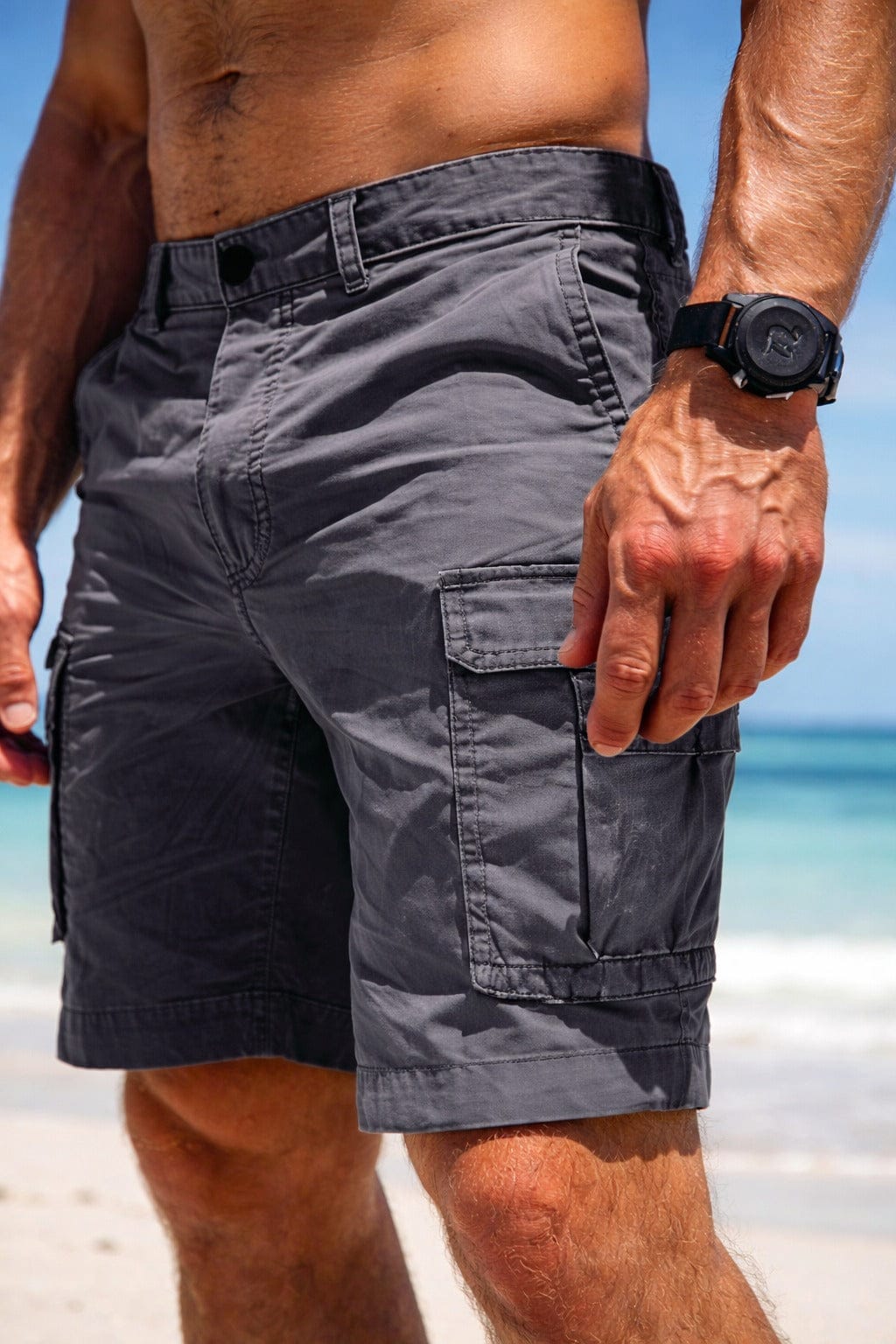 Homixa Hudson men's utility cargo shorts with multiple pockets, made of durable fabric, ideal for casual and outdoor wear.