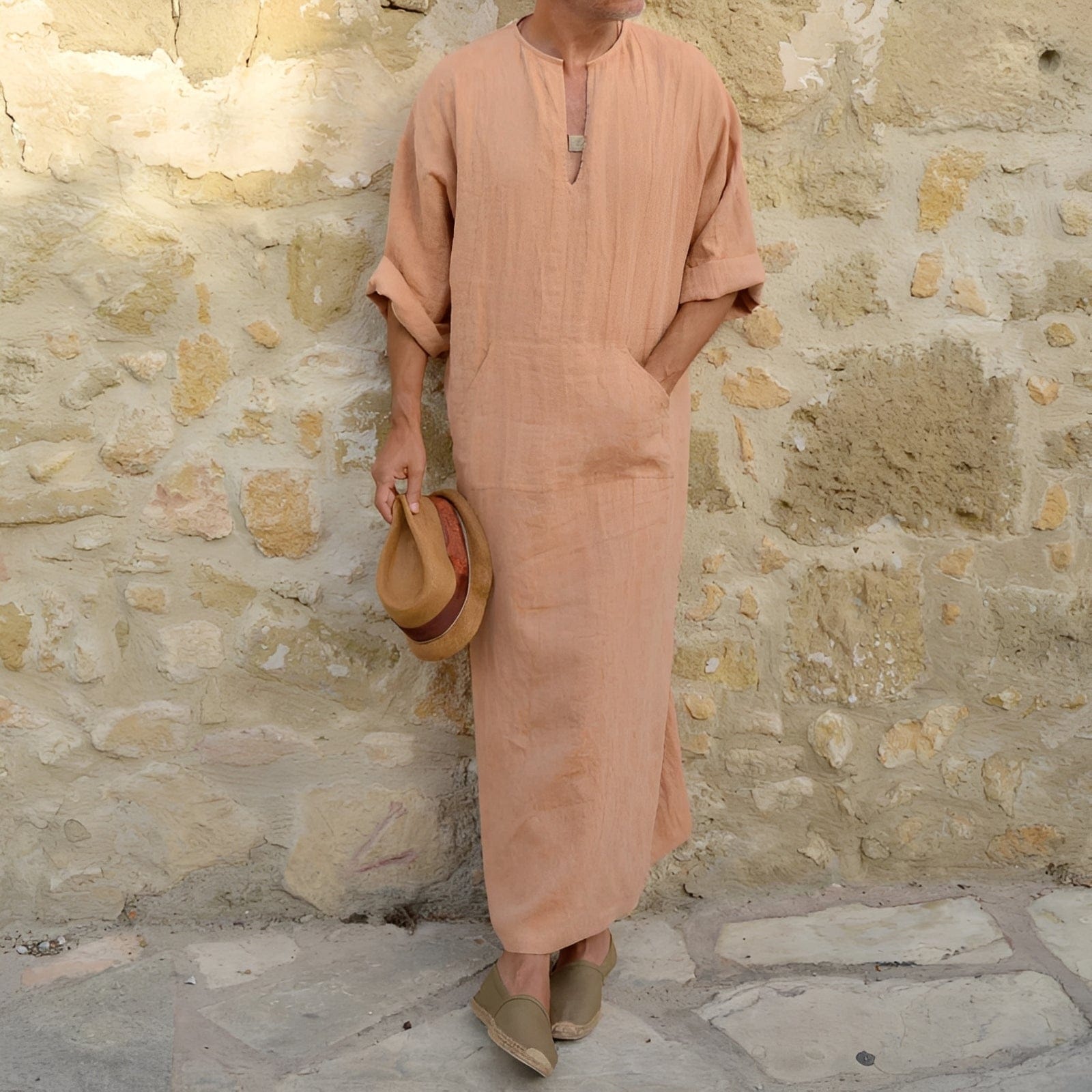 Men's minimalist shirt dress with side slit from Mainz-Mode, long, lightweight, with a sleek design and casual fit.