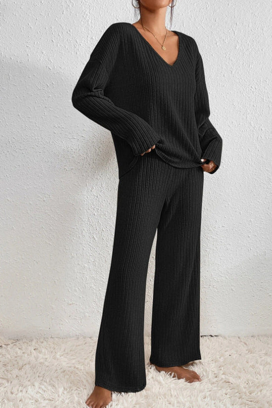 Kate and Wendy Callie ribbed two-piece lounge sweatpants set for women, featuring comfortable loungewear with a relaxed fit.