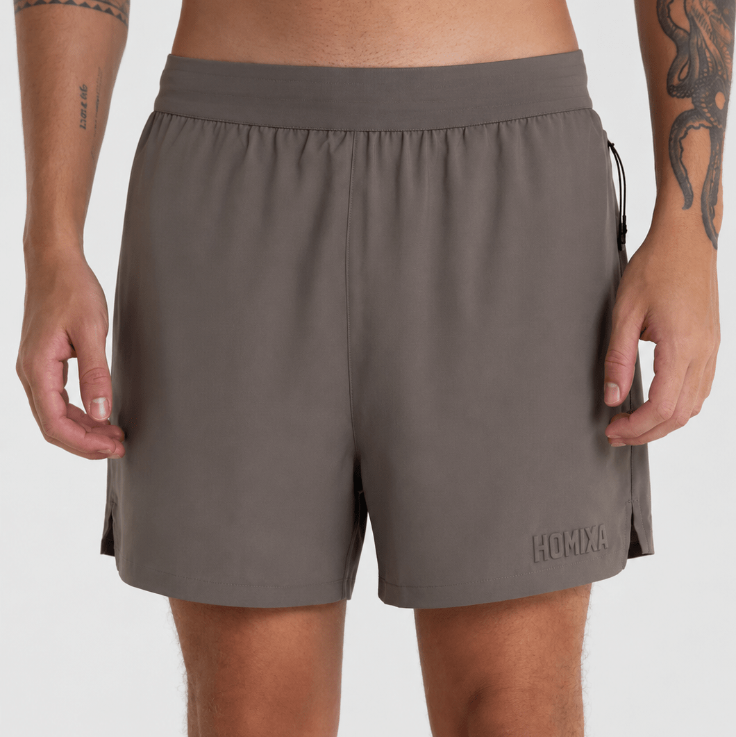 Homixa Pace Training men's shorts in khaki carbon, lightweight athletic shorts with a comfortable fit, suitable for running and workouts.