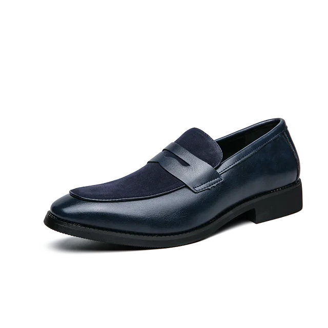 Leather loafers for men by Homixa, in classic dark leather, stylish and comfortable footwear for everyday wear.