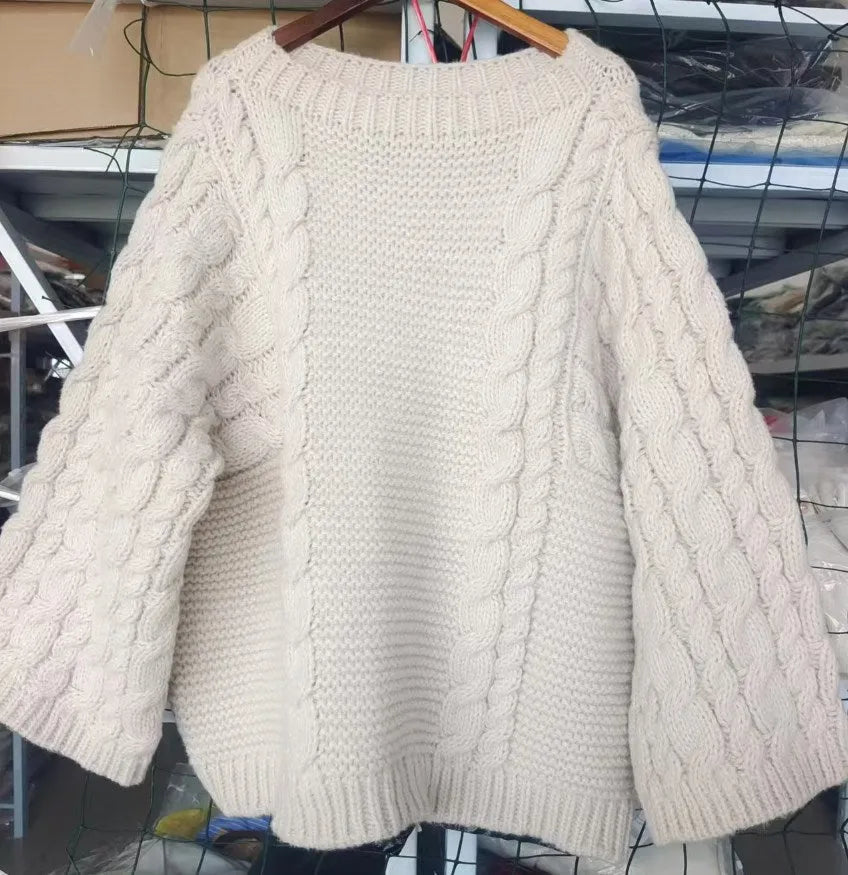 Homixa women's cable knit sweater featuring classic cable-knit detail, cozy and stylish for cold weather.