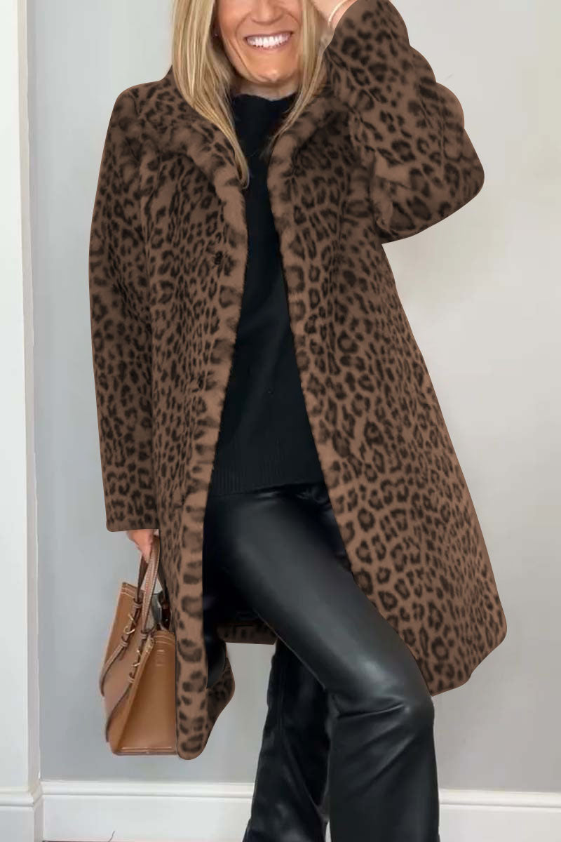 Pink Homixa winter coat for women, stylish layering piece, featuring a cozy design ideal for cold weather.