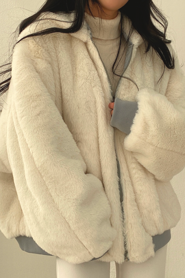 Homixa women's oversized bomber jacket with faux fur hood, relaxed fit, perfect for winter, stylish and cozy outerwear.
