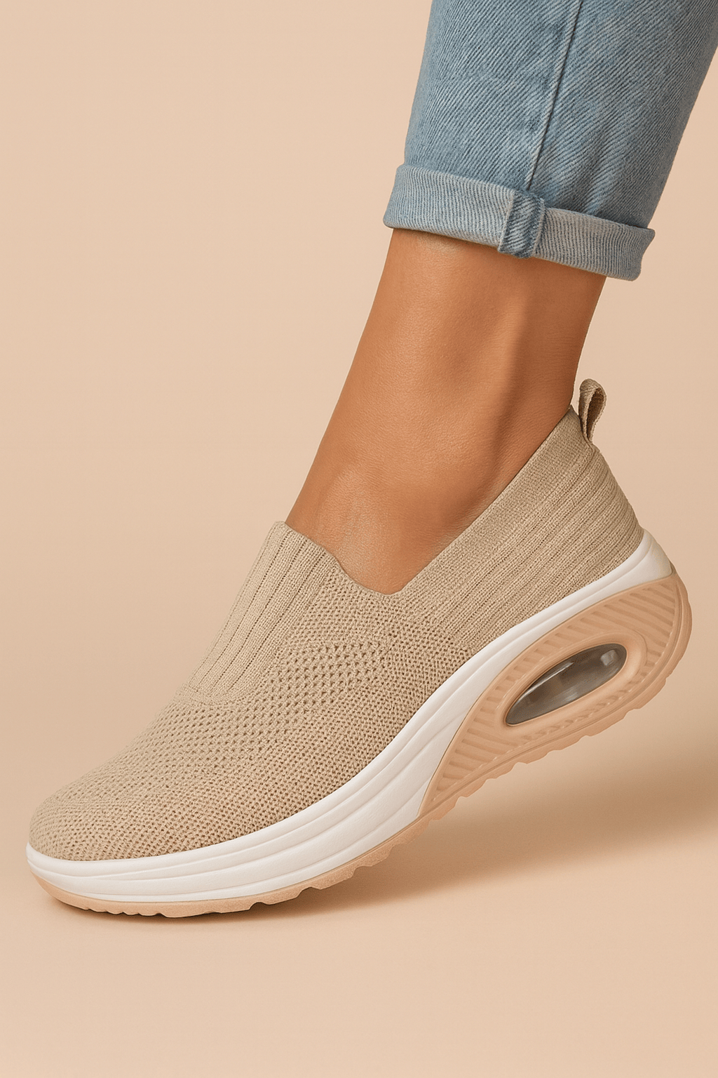 Beige women's slip-on sneaker by Mainz-Mode, orthopedic sneaker with breathable comfort, shown from the front.
