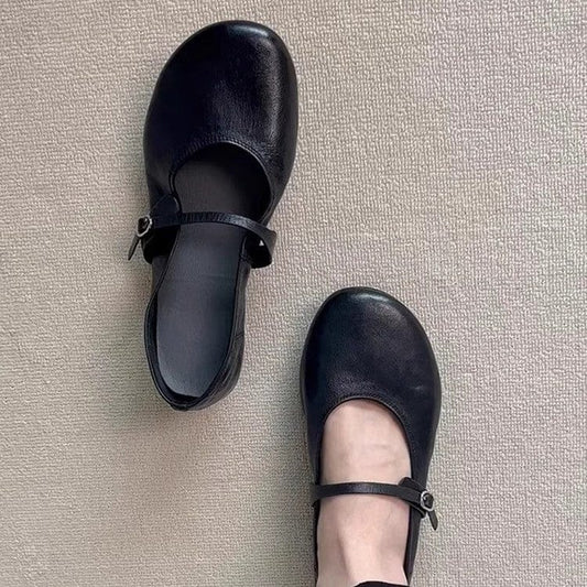 Homixa Leah women's Mary Jane shoes with classic leather design, relaxed fit, and adjustable strap for comfortable wear.