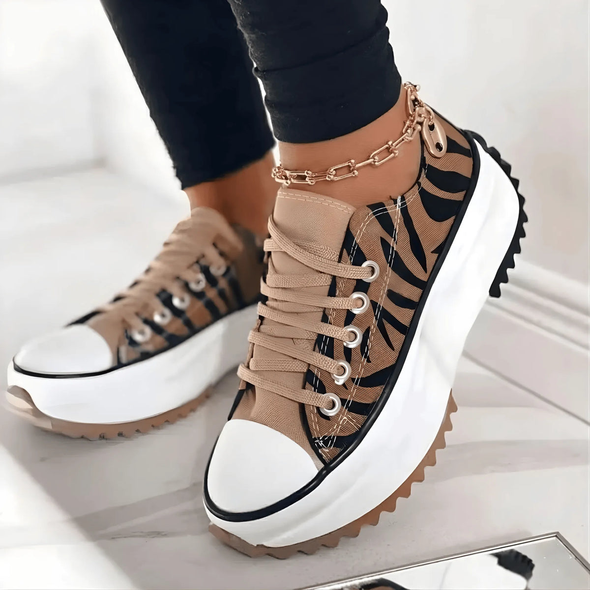 Homixa women's orthopedic shoes in chunky-knit style with supportive design and cozy knit upper, ideal for comfort and foot health.