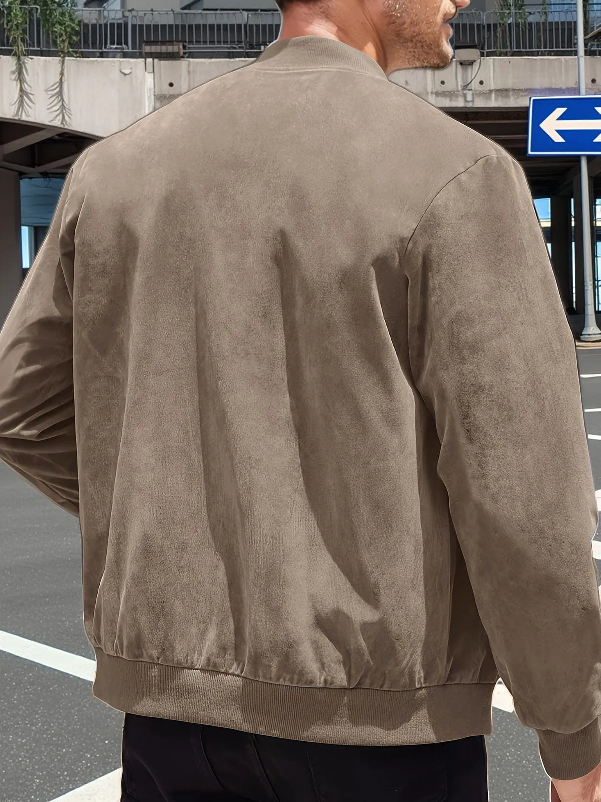 Men's Homixa zip-up jacket with tailored fit and zip-front closure, shown in a stylish, casual design.