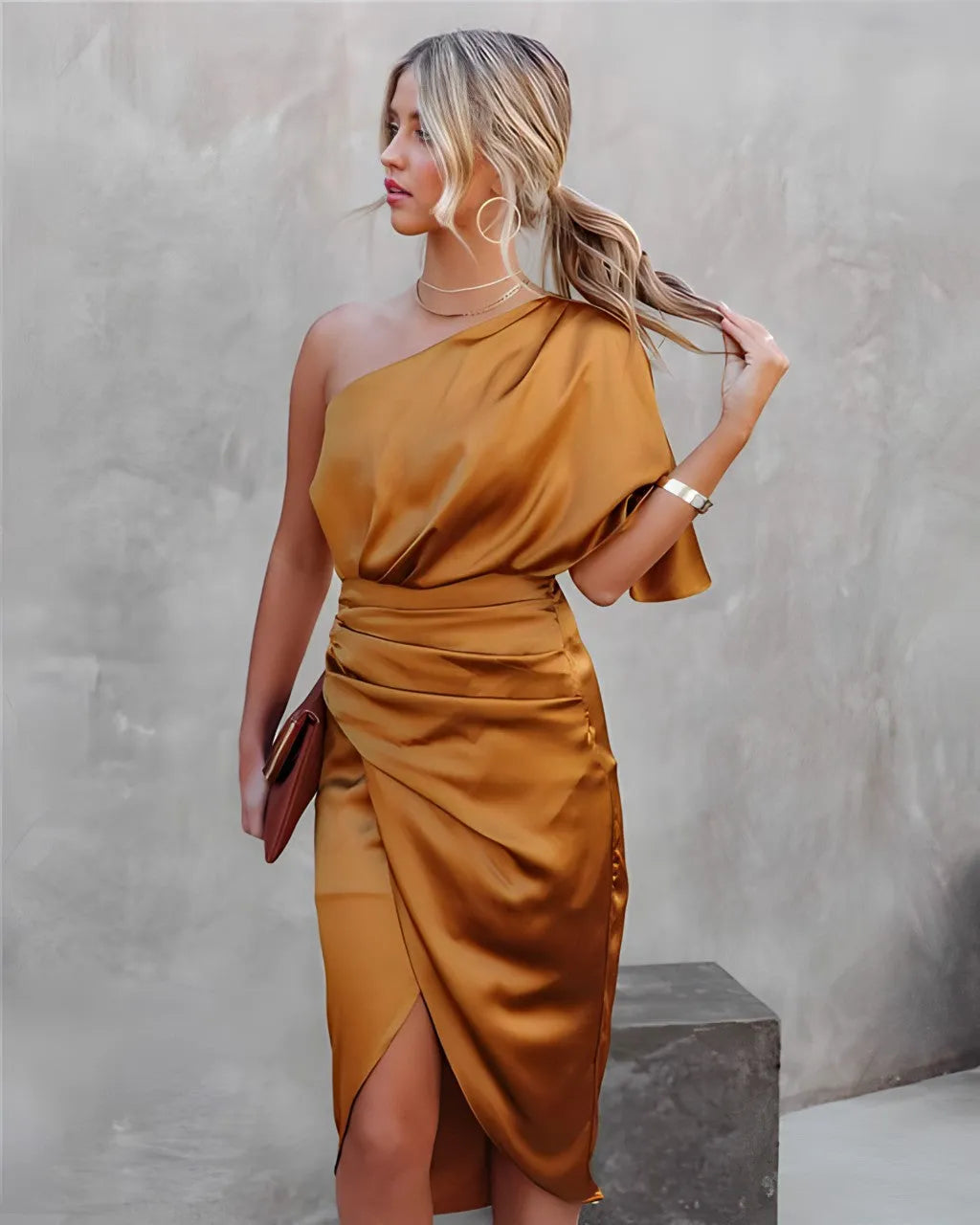 Homixa women's party dress from the Noah Edit, featuring an elegant style with a fitted bodice and flowing skirt for special occasions.