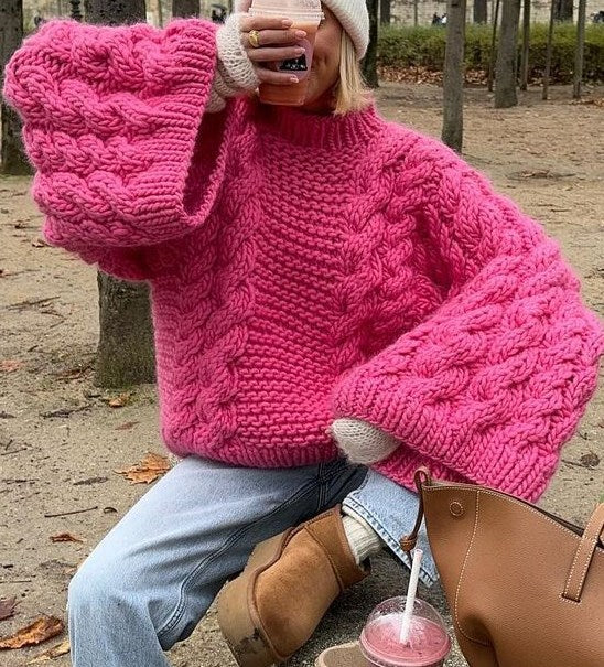 Cable knit sweater for women with detailed cable-knit pattern, featuring a cozy, textured design by Homixa.