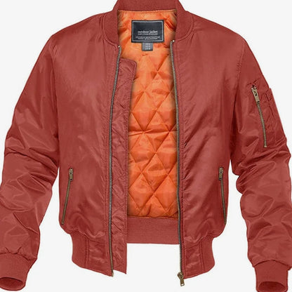 Men's quilted winter bomber jacket by Homixa with zip front, elastic cuffs, and practical pockets, designed for warmth and style.