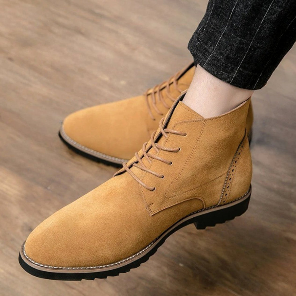 Homixa men's smart casual boots with suede-feel material, lace-up front, and cushioned lining for comfortable style.