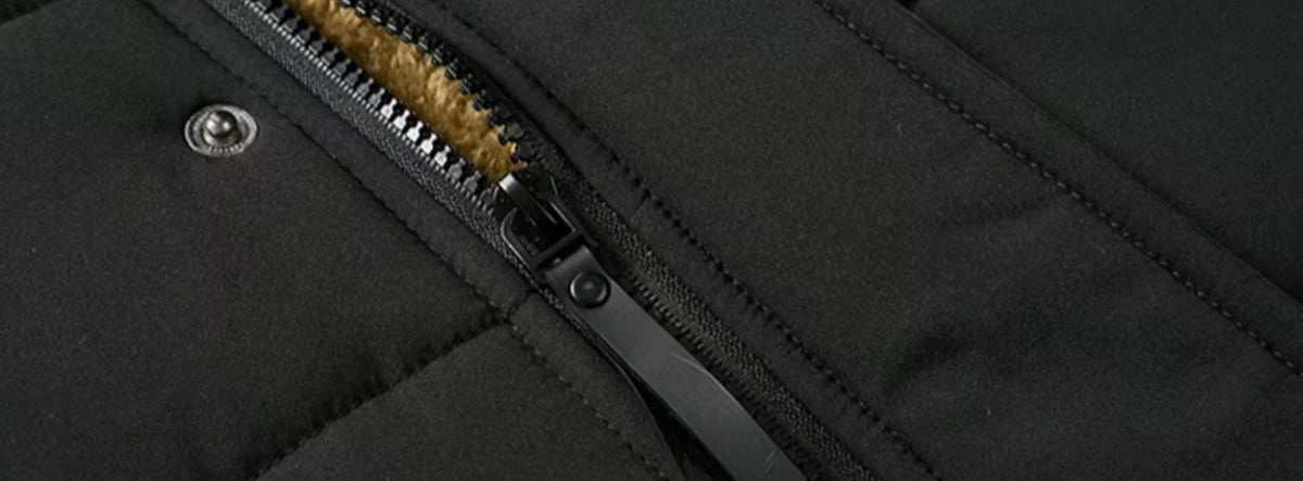 Men's Homixa fur-lined windproof winter parka with hood, quilted padding, and zip pockets, designed for warmth and protection.
