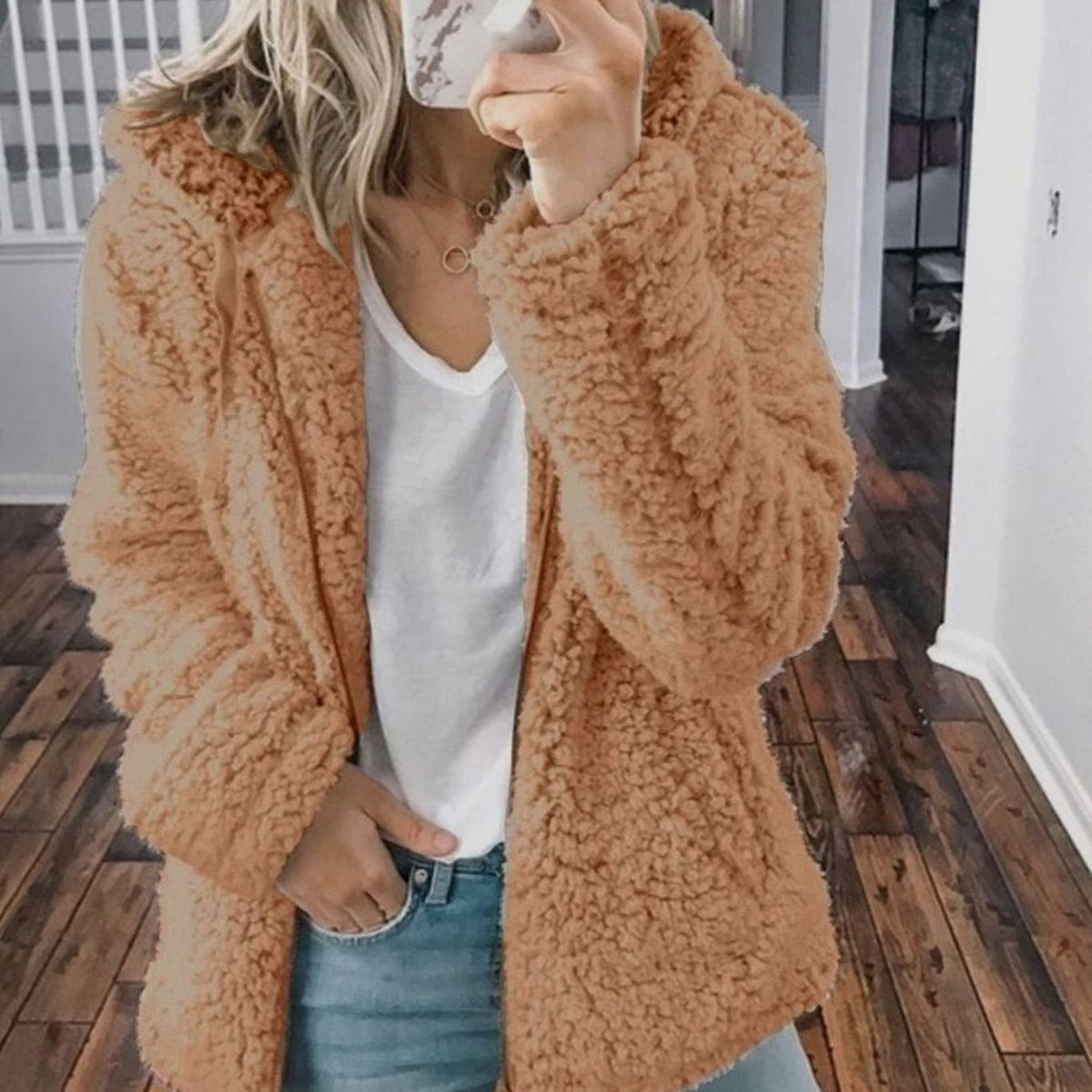 Women’s oversized teddy winter jacket with hood and zip front closure, soft and warm, from Homixa.