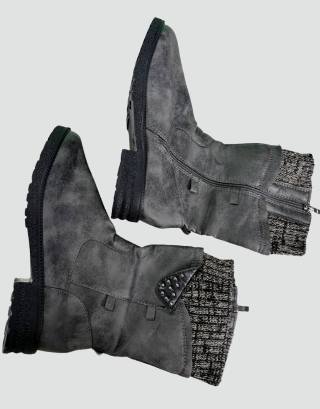 Homixa women's mid-calf winter boots with cable-knit cuff, side laces, and warm lining, suitable for cold weather.