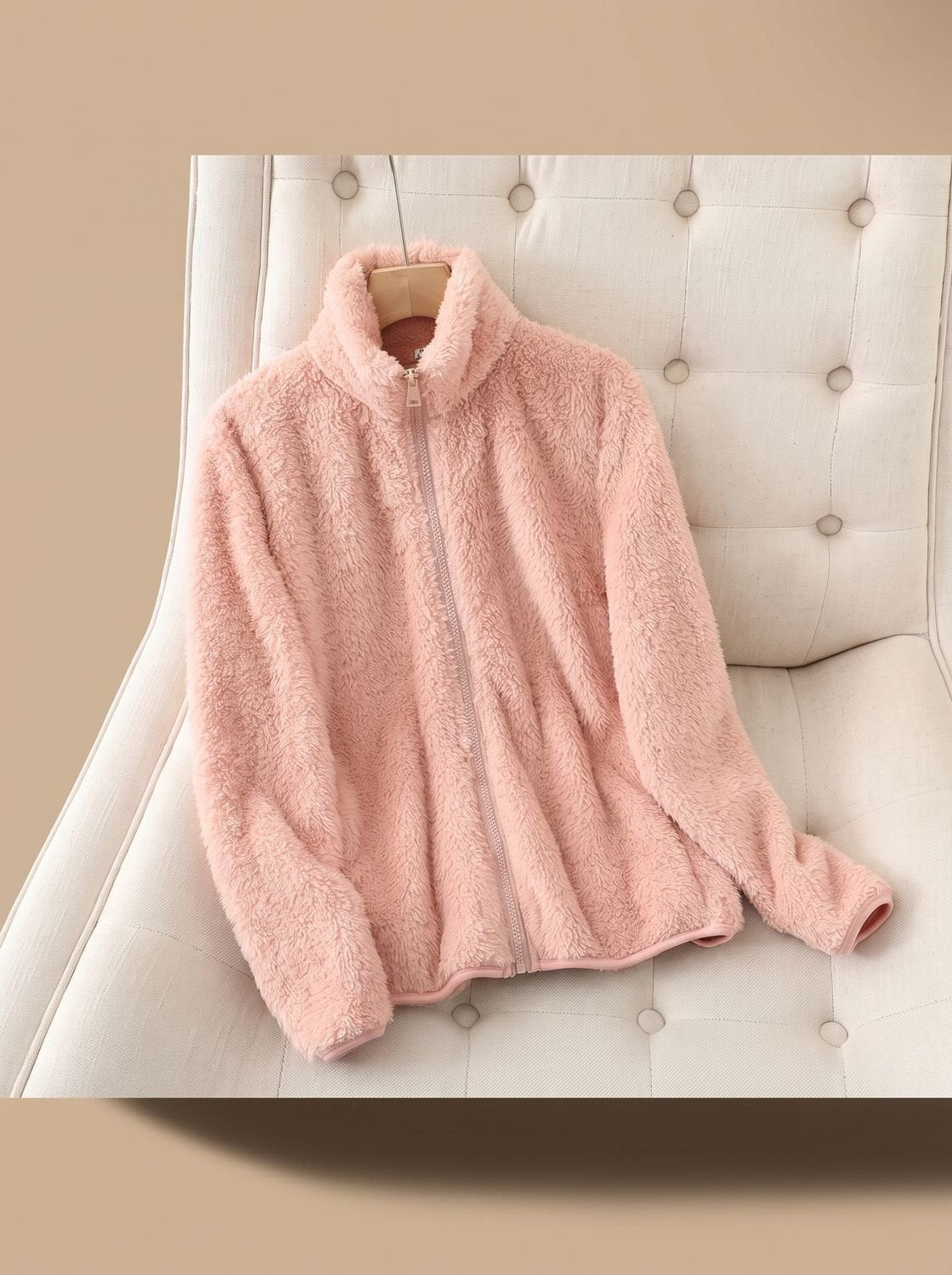 Women’s oversized fleece jacket by Homixa featuring a stand collar, zip front, and soft plush fabric.