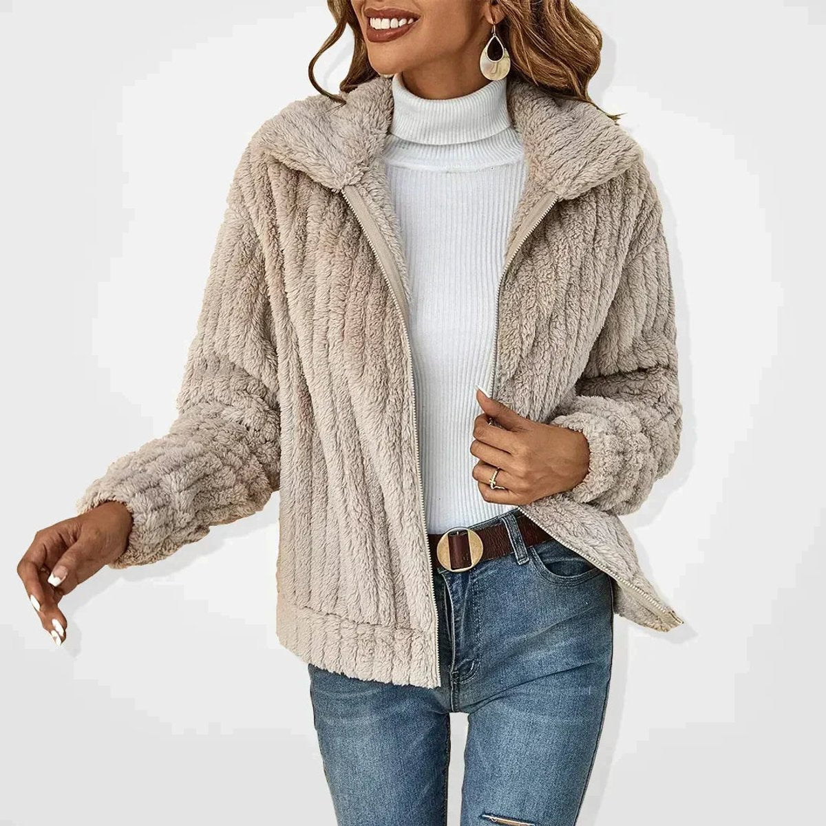 Women’s oversized quilted fleece coat by Homixa featuring a zip-up front, ribbed cuffs, and a spread collar.