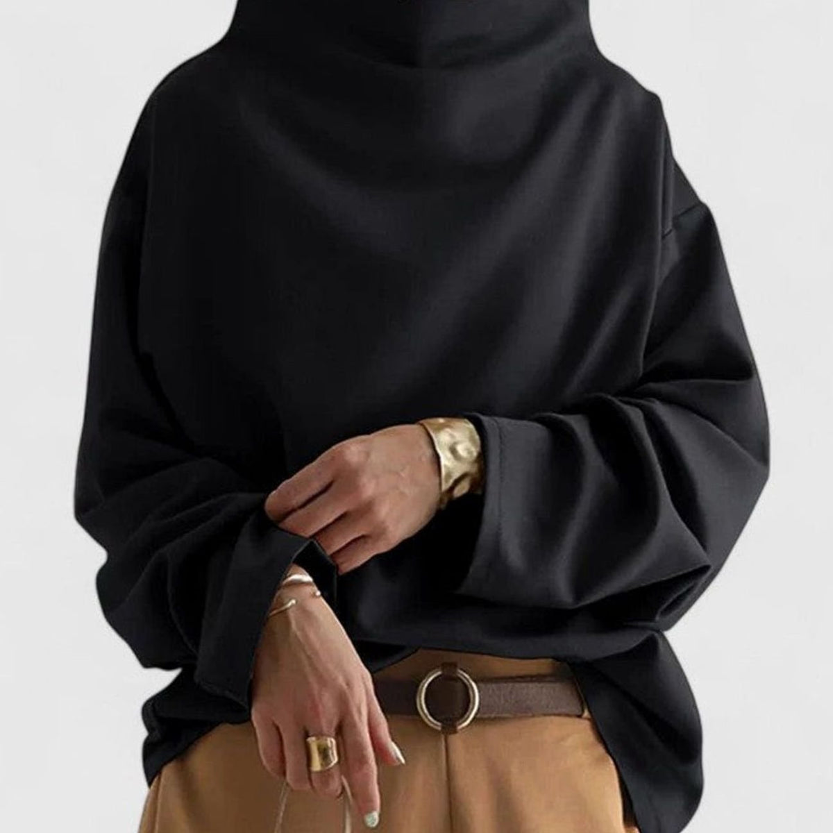 Homixa women's relaxed-fit mock-neck long-sleeve sweatshirt with draped silhouette, casual and comfortable for everyday wear.