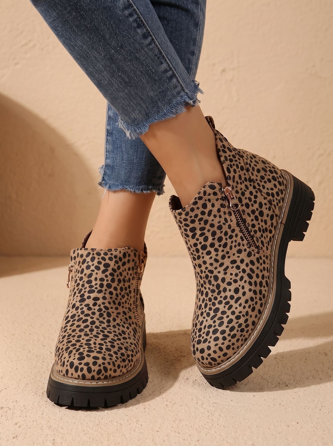 Homixa women's side-zip ankle boots with cushioned insoles, arch support, and rugged lug soles, ideal for stylish comfort.