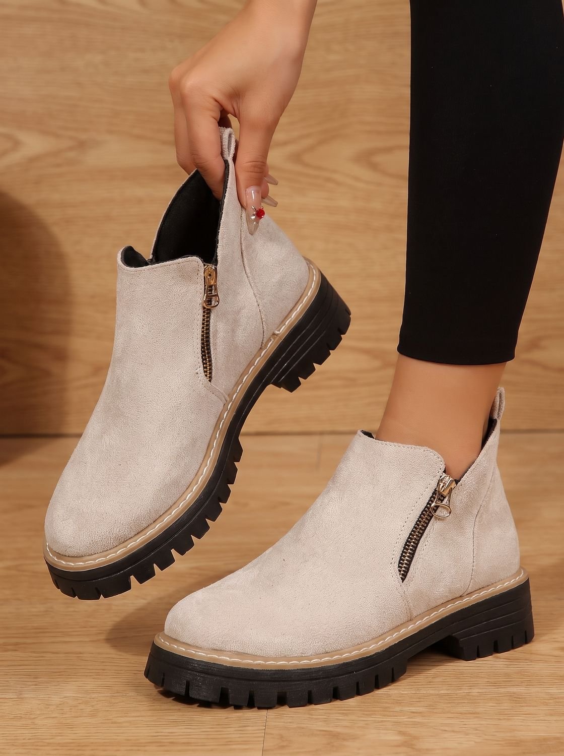 Homixa women's side-zip ankle boots with cushioned insole, arch support, and rugged lug sole for comfortable style.