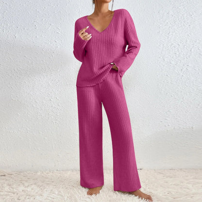 Women’s V-neck knit two-piece set from Homixa featuring a long-sleeve top and elastic-waist pants, styled for casual wear.