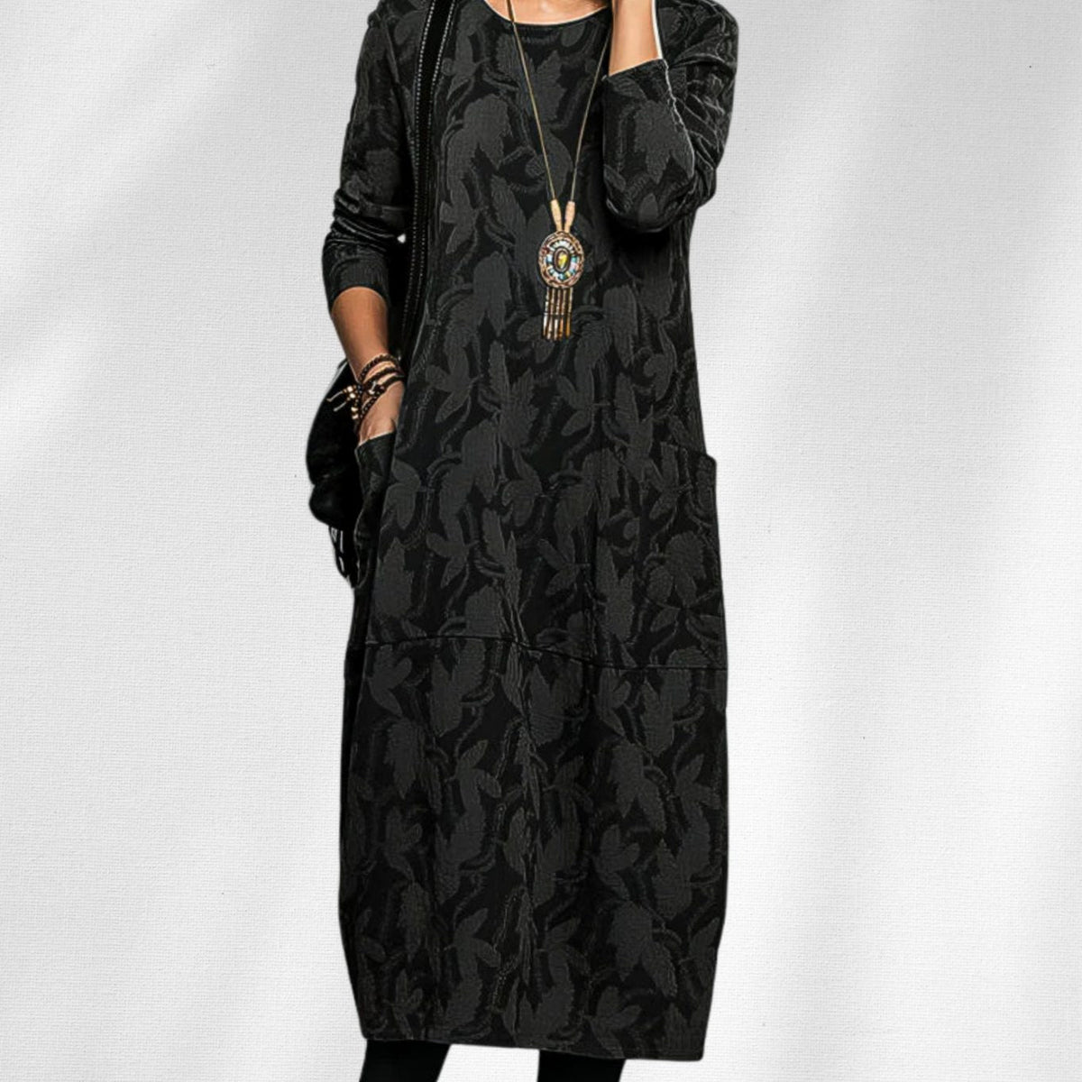 Homixa women's winter midi dress with long sleeves, crew neck, and side pockets, suitable for cold weather.